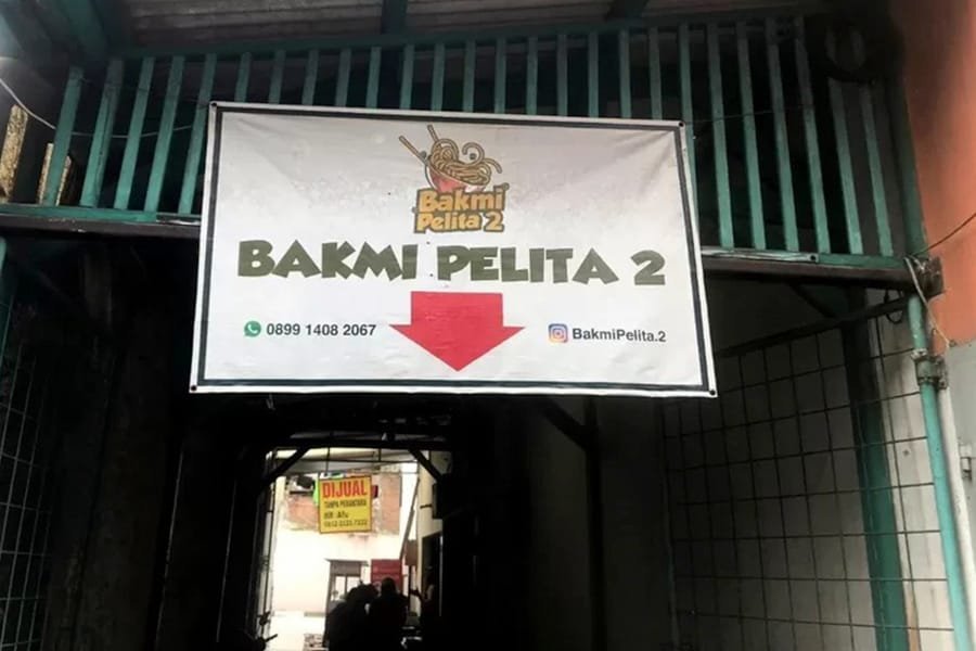 Kuliner Bakmi Pelita dengan Rental Mobil Liburan Bandung