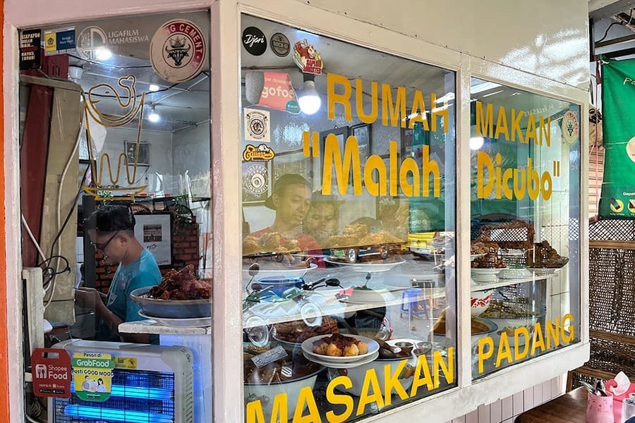 Kluner Rumah Padang untuk Wisatawan Bandung