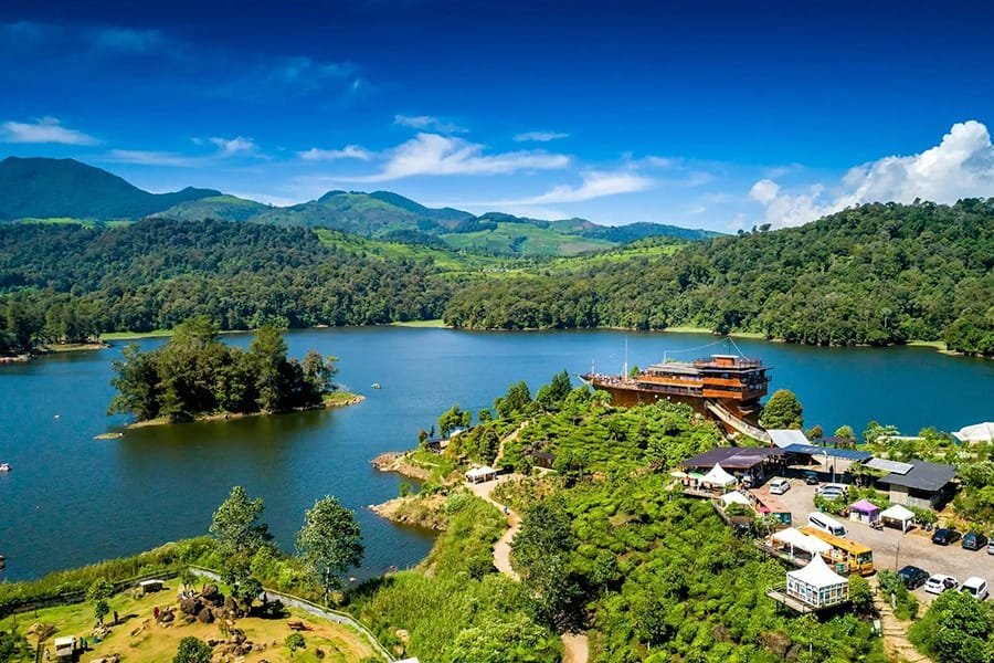 Situ Patenggang dengan Sewa Mobil dengan Supir Bandung