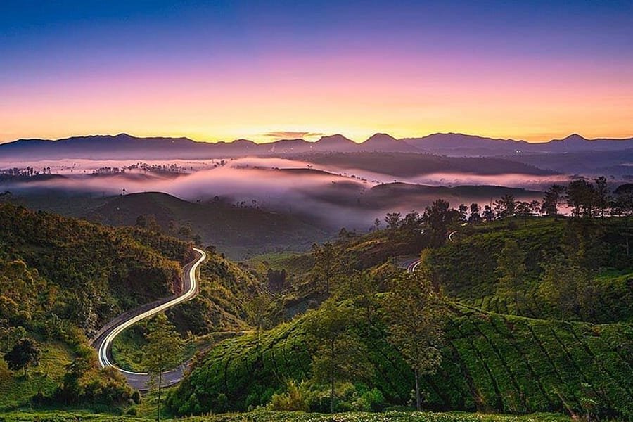 10 Rekomendasi Wisata Hidden Gem Bandung: Temukan Tempat Menarik dengan Rental Mobil Bandung