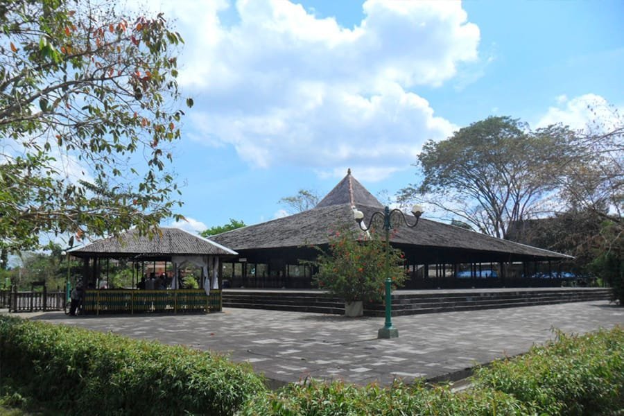 Rental Mobil Wisata BAnjarmasin