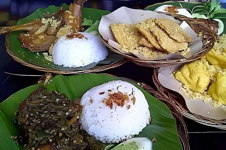 Sewa Mobil MPV Bekasi