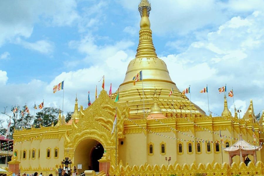 Rental Mobil Liburan Medan