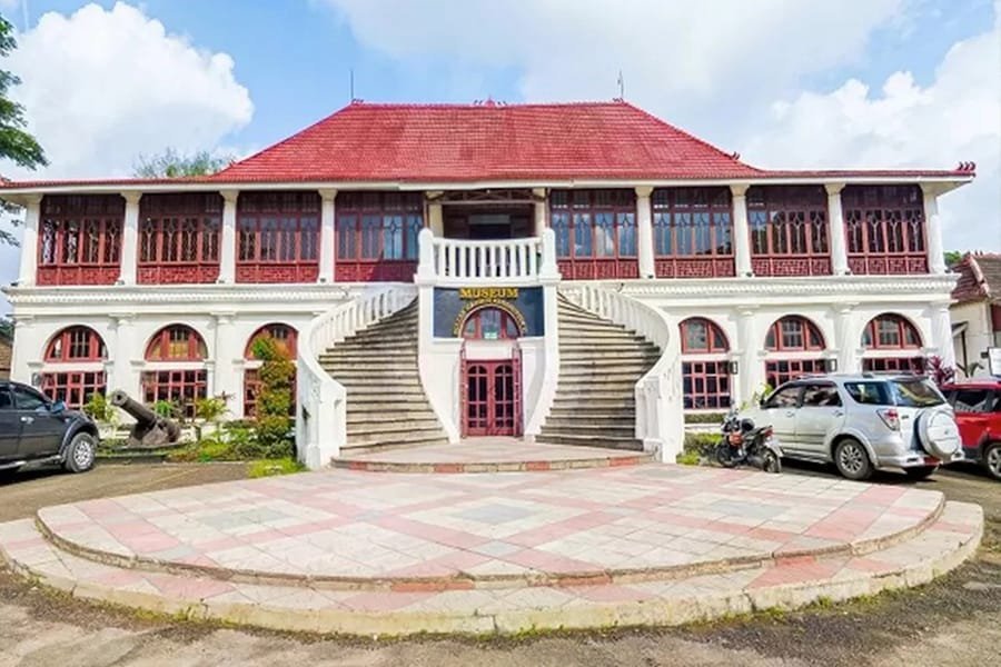 
Rental Mobil Keluarga Palembang