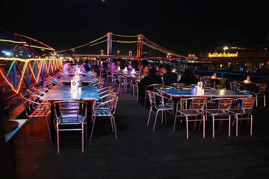 Sewa Mobil Wisata Palembang