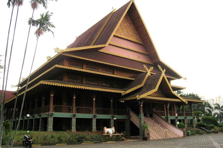 Rental Mobil SUV Pekanbaru