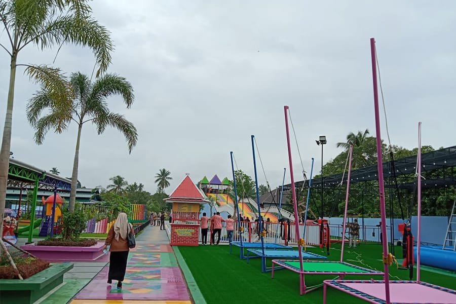 Sewa Mobil Wisata Pontianak