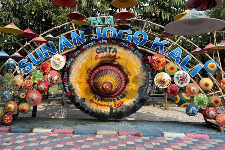 Rental Mobil Terbaik Solo