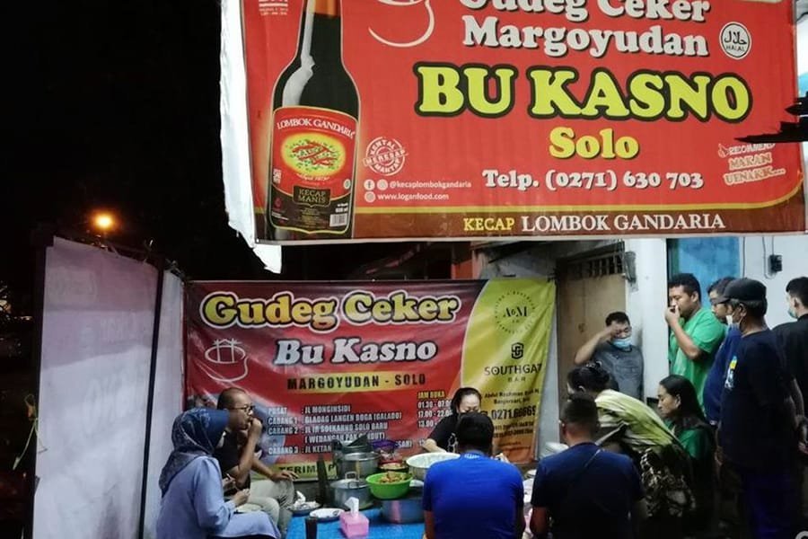 Sewa Mobil All In Solo