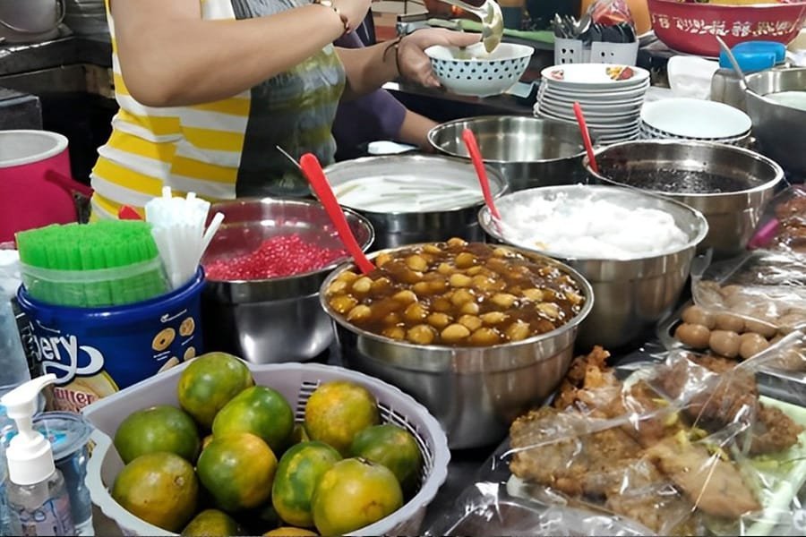 Rental Mobil dengan Supir Surabaya