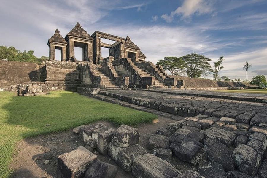 Rental Mobil SUV Yogyakarta